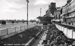 Sunken-Gardens-part-of-the-underground-carpark.-1952.